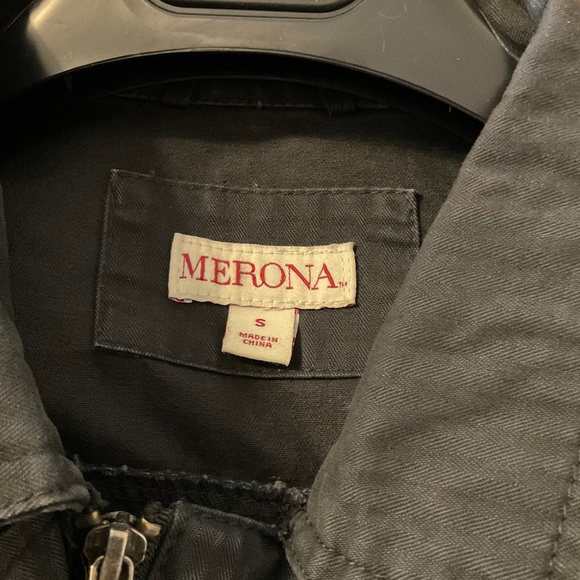 women's coat - Picture 2 of 2